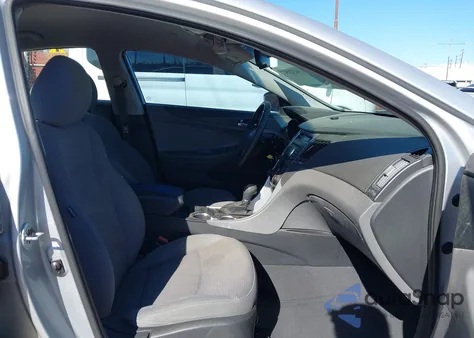 2013 Hyundai Sonata Gls z USA, uszkodzony, nr VIN 5NPEB4AC3DH536305